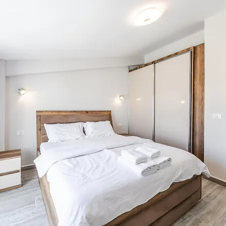 Apartament Rooftop With Private Pool By Pikhost *